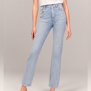 Abercrombie & Fitch Ankle Straight Ultra High Rise in Light Sz 32